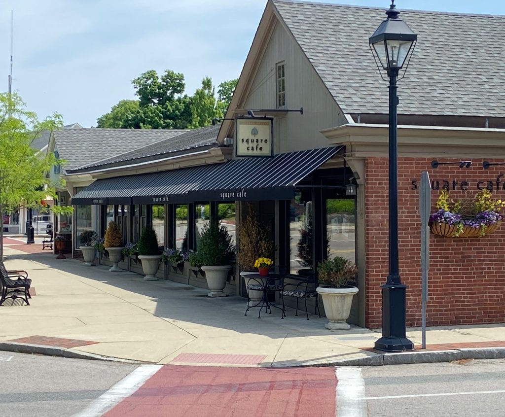 Four Hingham restaurants — including Square Cafe — get go-ahead for new or  expanded outdoor dining - Hingham Anchor