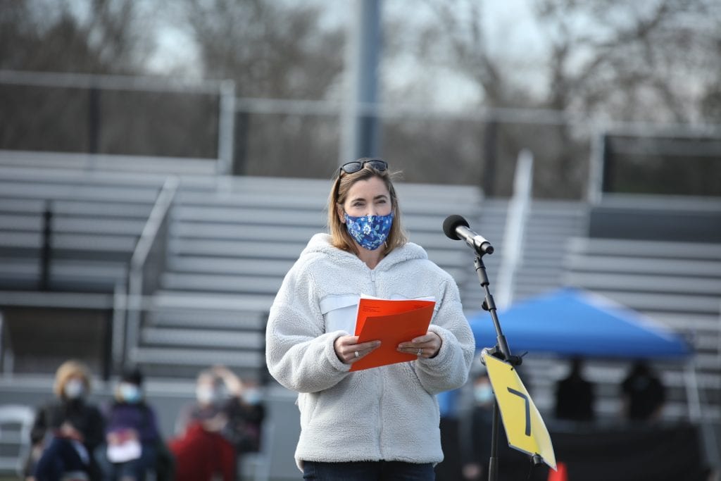Resident Suzanne Garland speaks at the Special Town Meeting (photo by Joshua Ross) 
