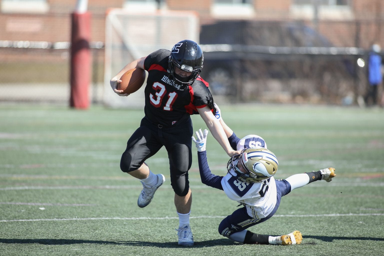 HINGHAM 8TH GRADE FOOTBALL REMAINS UNDEFEATED Hingham Anchor