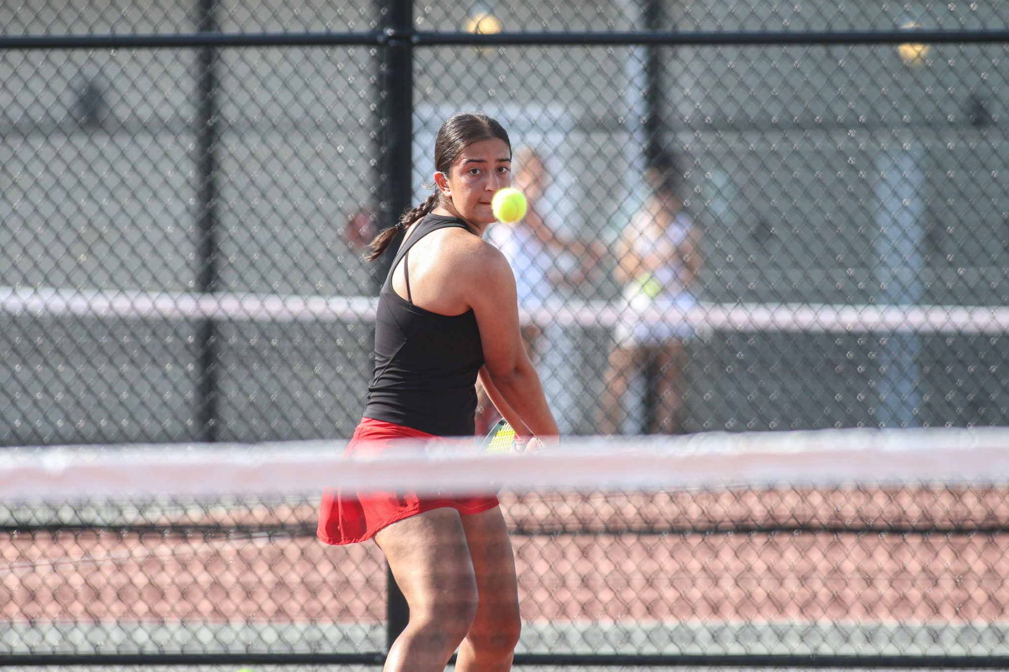 Girls Tennis Fights Their Way Into Quaterfinals – Hingham Anchor